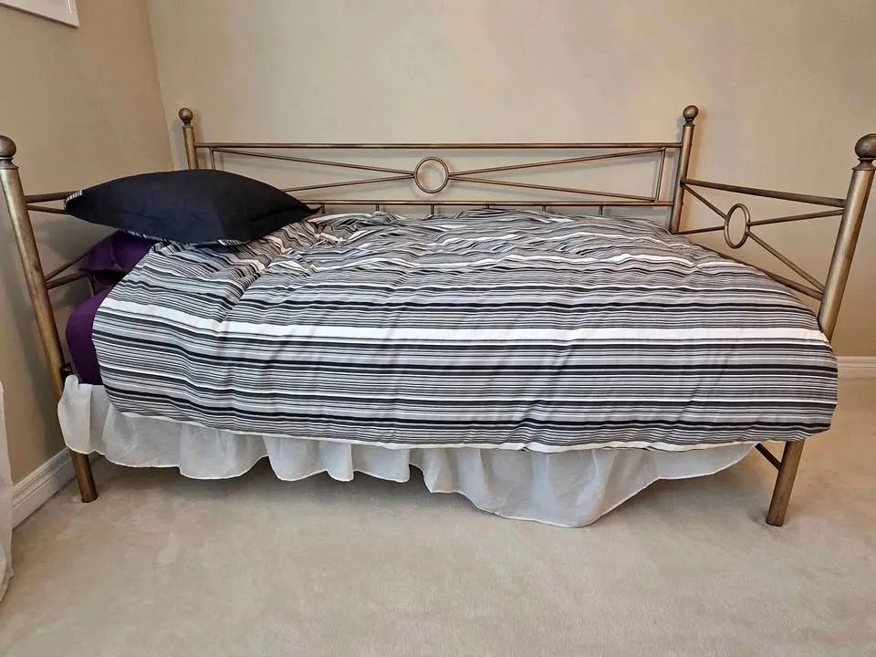 Daybed wrought iron hand made