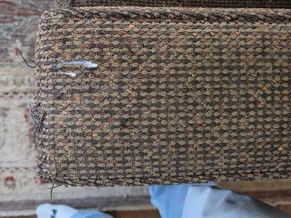 Sofa and loveseat heavy frame high density seats image indicator(3)