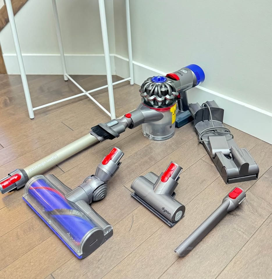 Dyson V8 - Dyson Cordless Vacuum - Dyson V8 Animal - Dyson Stick - photo 5