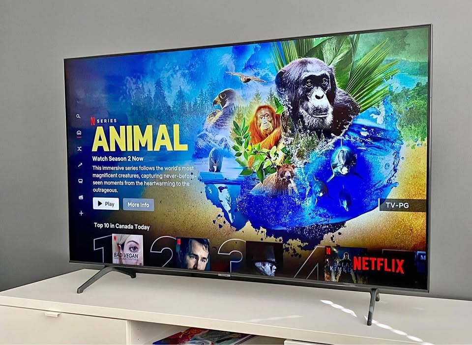 Samsung 50" TU7000 4K Crystal UHD HDR Smart TV - UN50TU7000