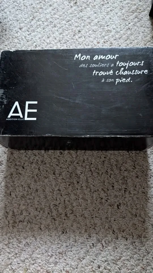 Sparkly Silver Heels size 7W image indicator(3)