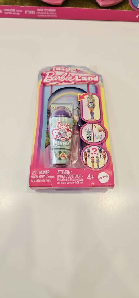 MINI BARBIE LAND HOUSES with extra characters - photo 3