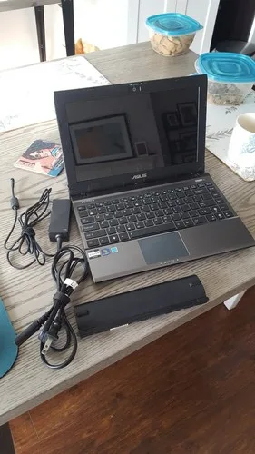 Asus 1225B Laptop PARTS OR REPAIR