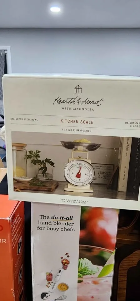 BLACK FRIDAY DEALS 1 image indicator(9)