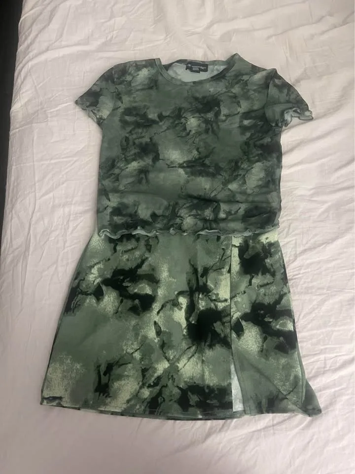 Mesh top with Skirt image indicator(4)