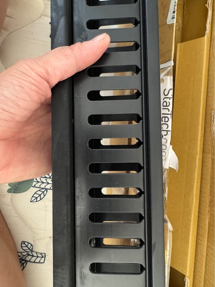 Horizontal Finger Duct Rack Cable Management Panel - photo 4