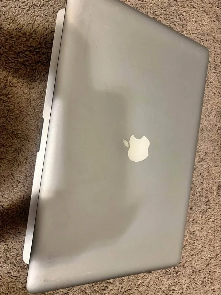 MacBook Pro 2010 for sale