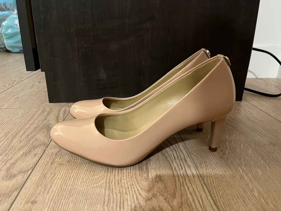 Michael Kors Heels - photo 3