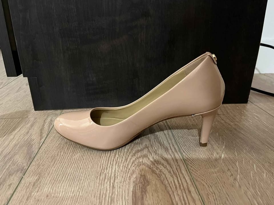 Michael Kors Heels - photo 4