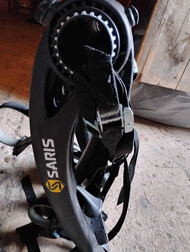 Saris Bones Black 2 Bike Trunk Bike Rack