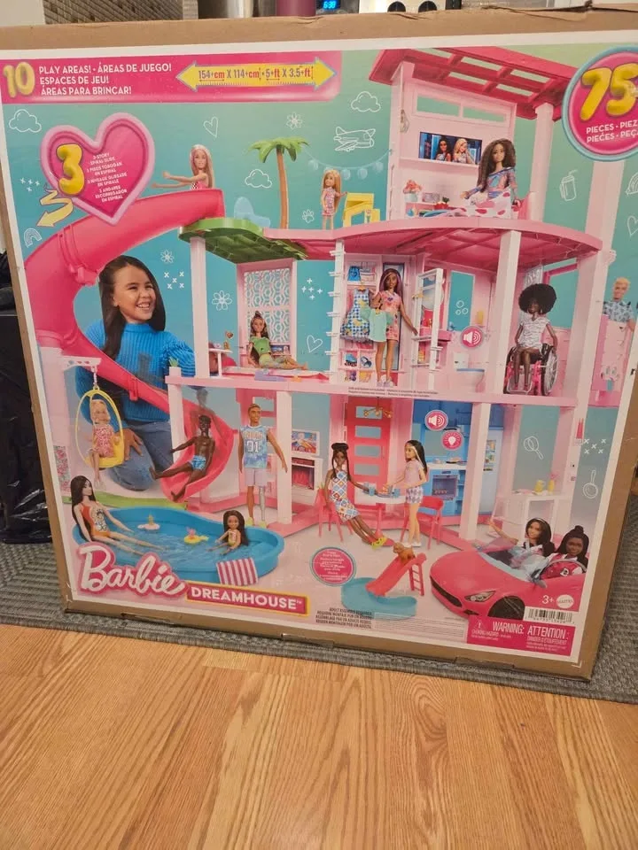 Barbie Dream House image indicator(2)