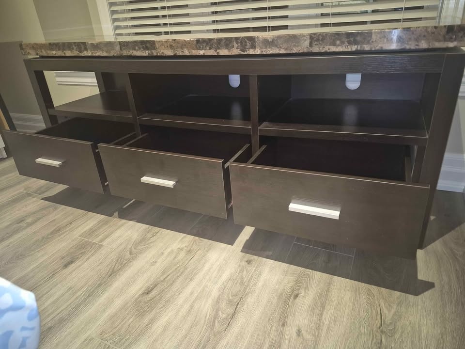 Matching TV stand, coffee table and end tables - photo 2
