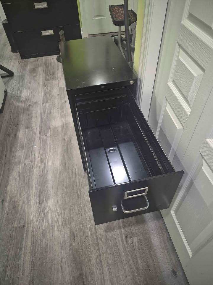2 drawer filing cabinet - photo 3