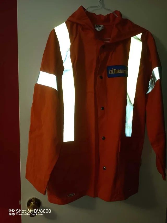 AGO Safety Jacket Medium image indicator(4)