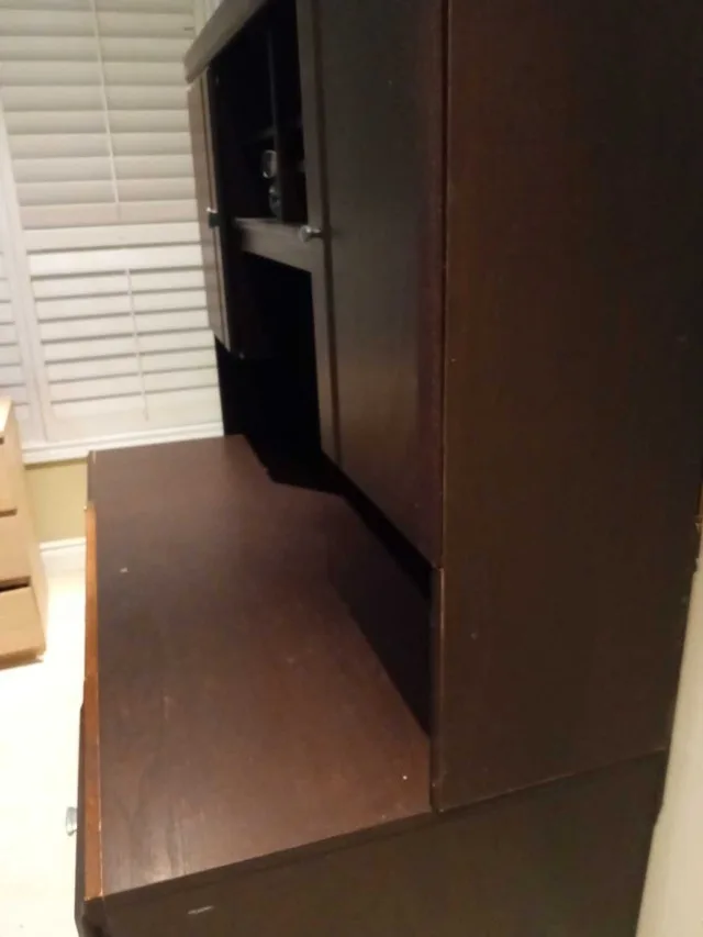 Desk with Hutch image indicator(2)