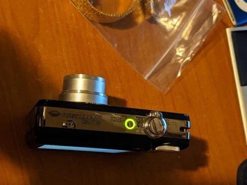 Sony DSC-W55 Digital Camera w/ Battery, Charger & Case image indicator(4)