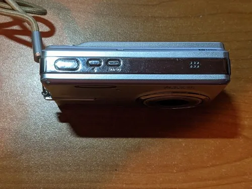 Kodak EasyShare M893 IS Digital Camera image indicator(2)