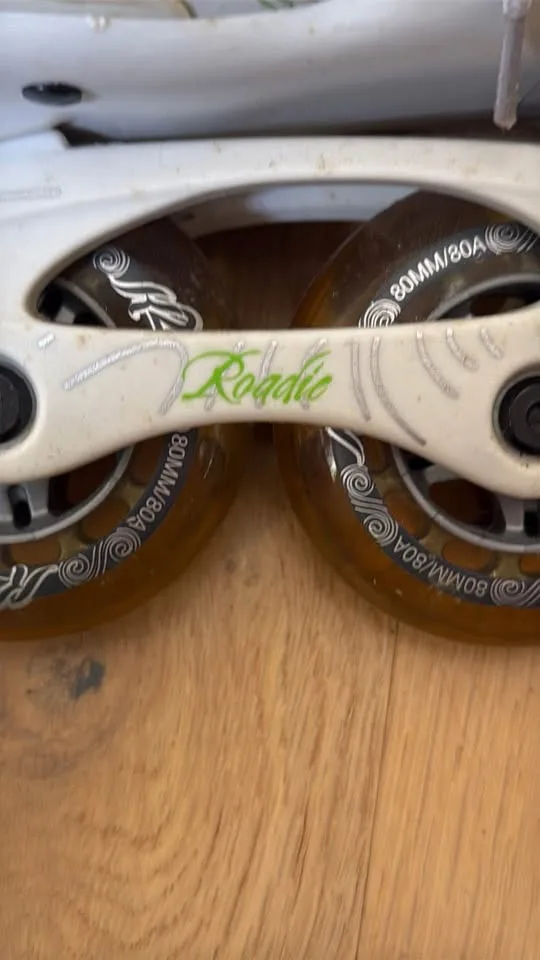 Roadie In-Line Rollerblades image indicator(9)