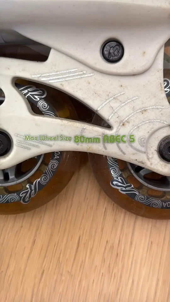 Roadie In-Line Rollerblades image indicator(10)