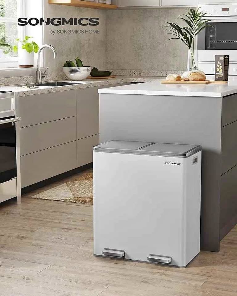 SONGMICS Trash Can, 2 x 8 Gallon Garbage Can
