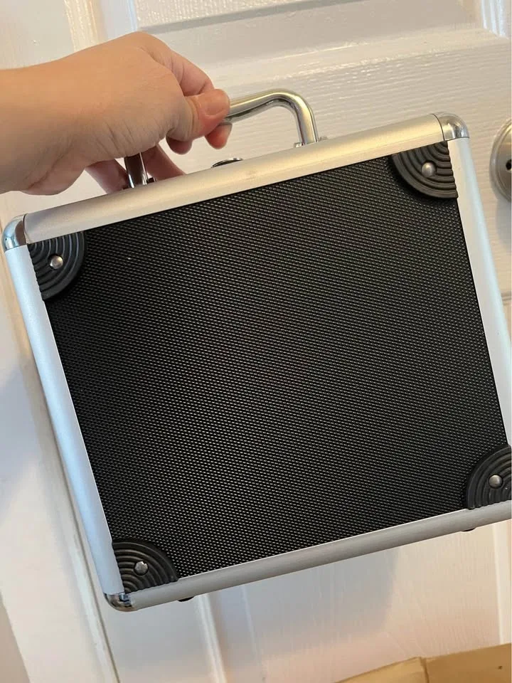 20-Bay 2.5in Storage Box with Security Lock image indicator(2)