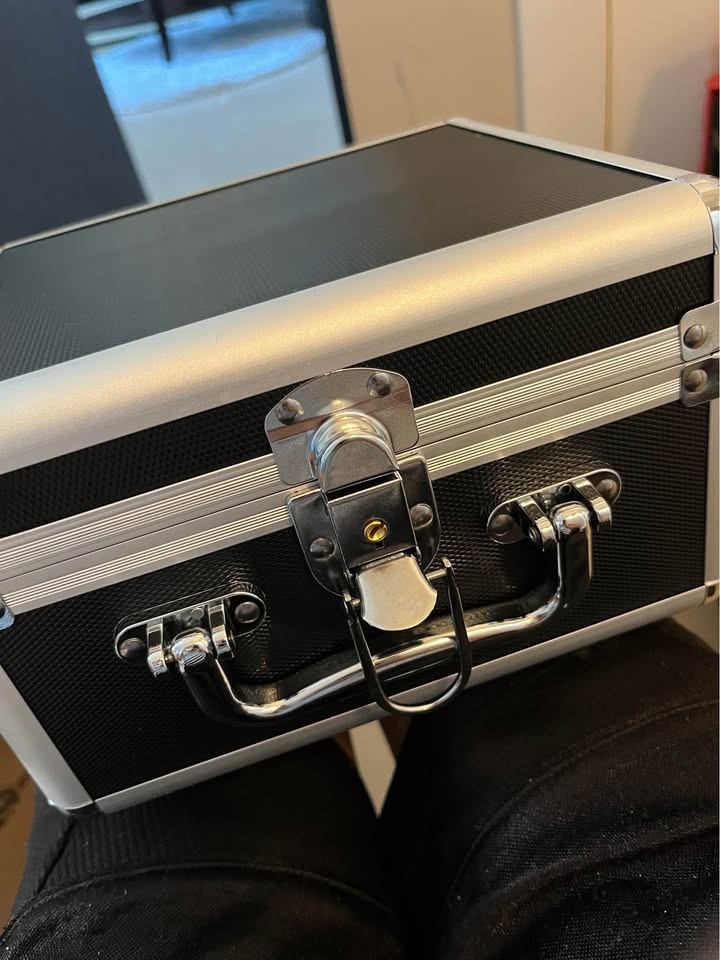 20-Bay 2.5in Storage Box with Security Lock - photo 4