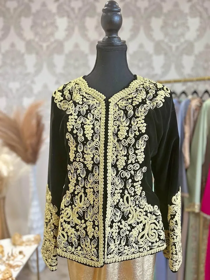 Karakou Noir LOCATION