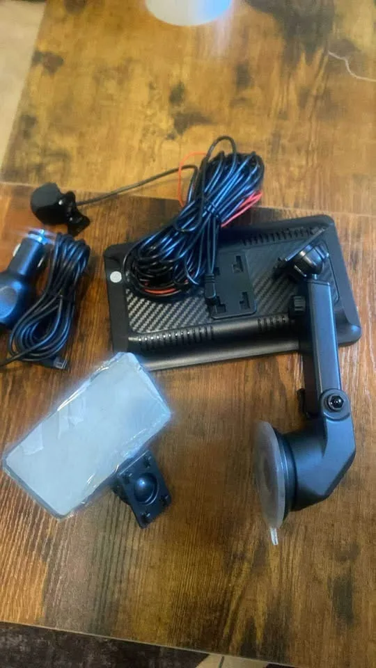 Portable Wireless CarPlay Android Auto Car Stereo image indicator(4)