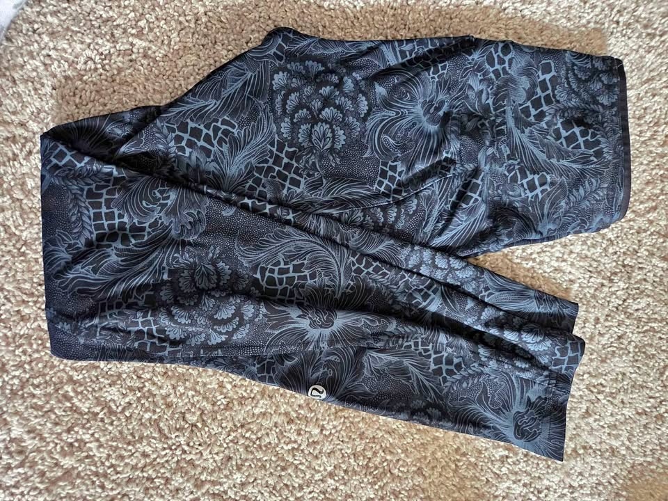 XS Lululemon set