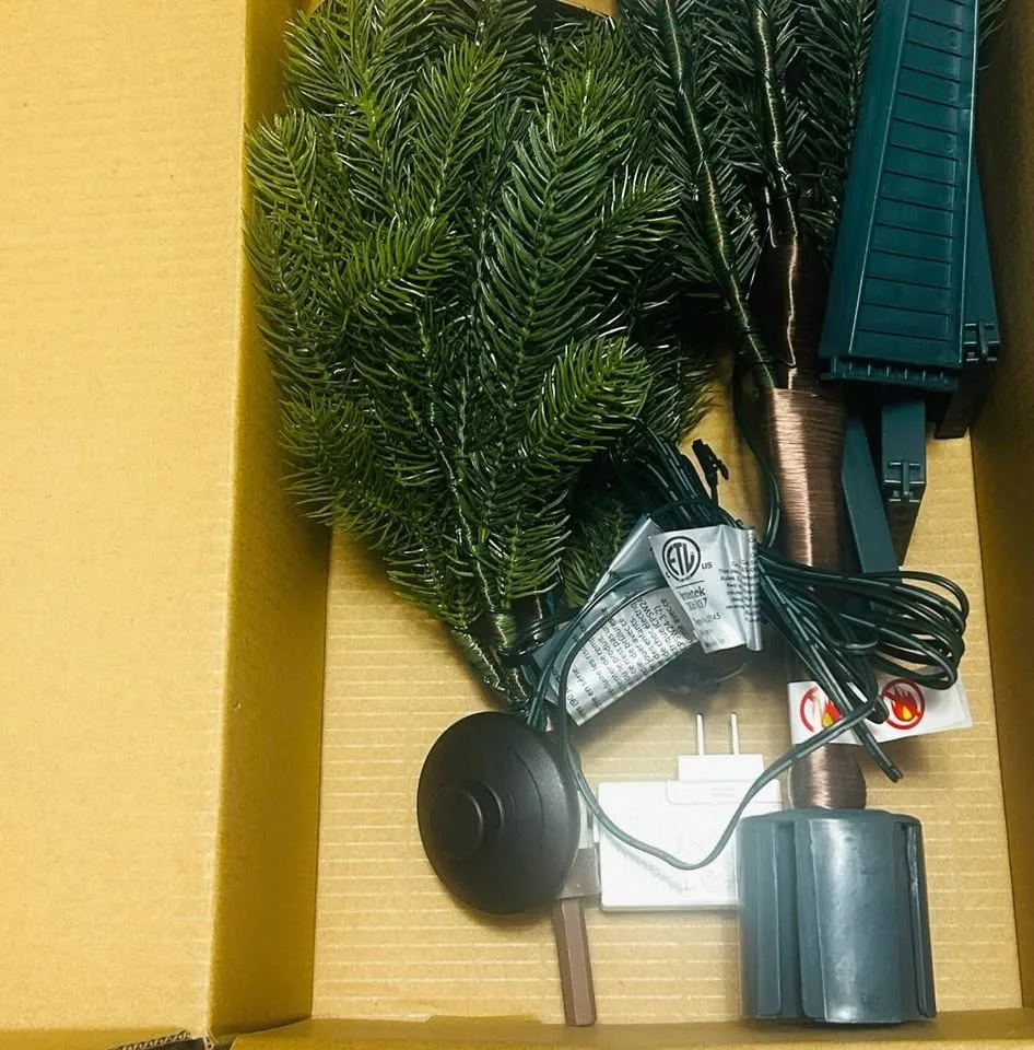 RARE - Ikea VINTERFINT Artificial Christmas Tree image indicator(6)