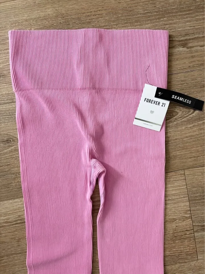 Forever21 Pink Leggings image indicator(2)
