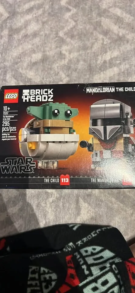 Lego: Star Wars - the Mandalorian & the child image indicator(2)