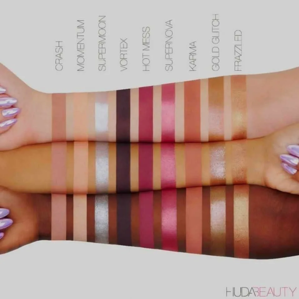 HUDA BEAUTY Mercury Retrograde Eyeshadow Palette image indicator(4)