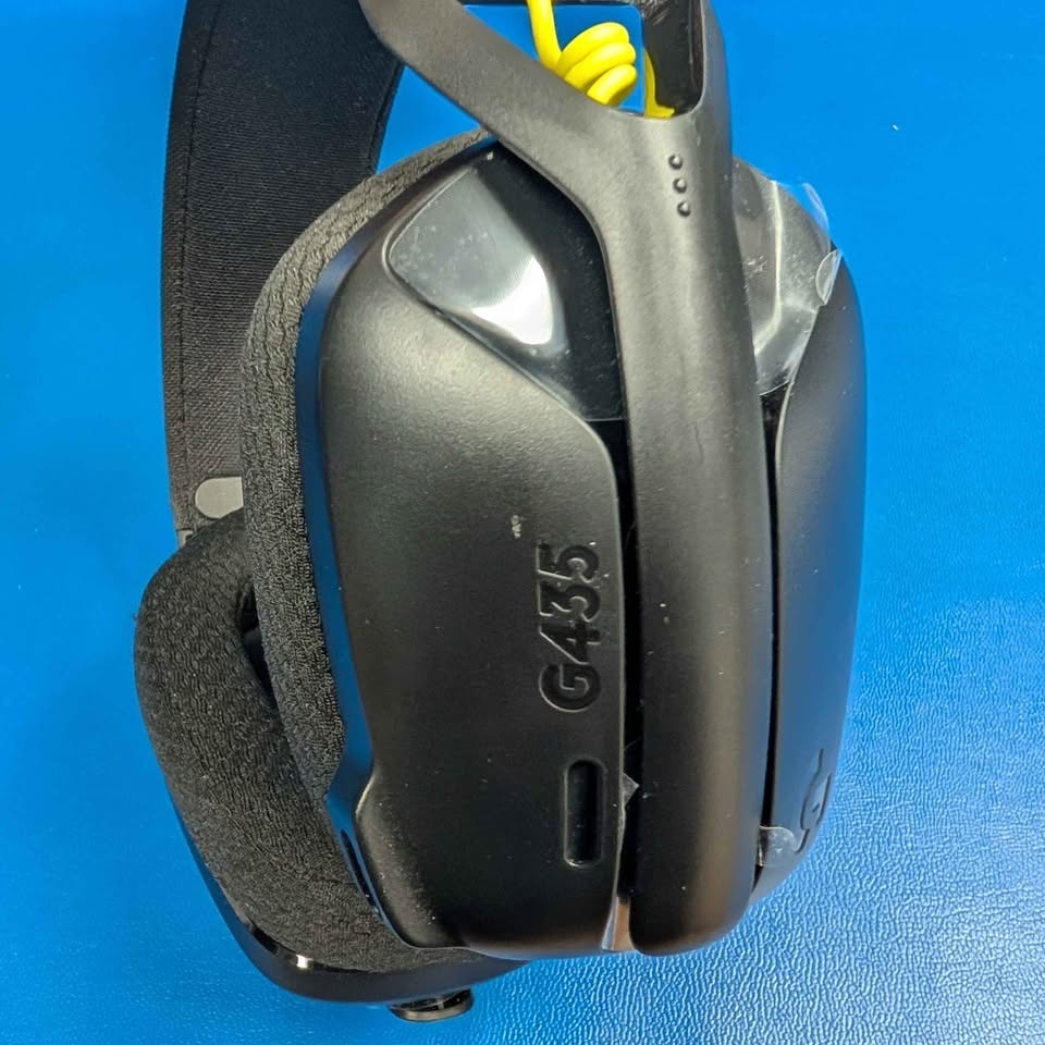 Logitech G435 wireless gaming headphones - barely used - photo 4
