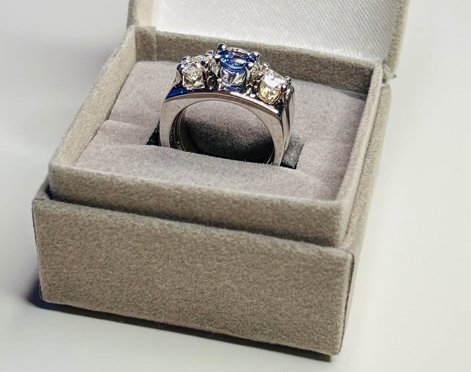 Sapphire & diamond ring - photo 2