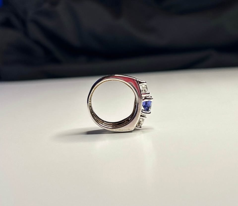 Sapphire & diamond ring - photo 3