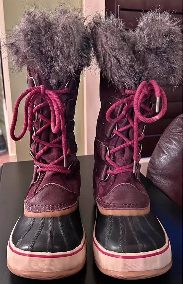 Sorel Joan of Arctic Lux - Women's Size 10