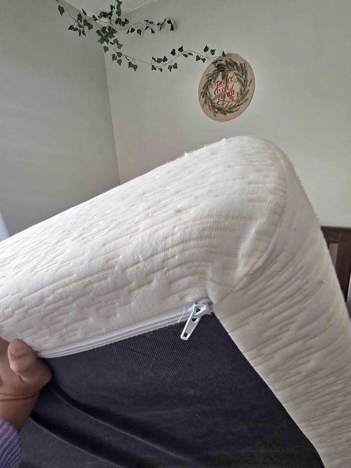 Memory foam Queen Mattress - photo 2