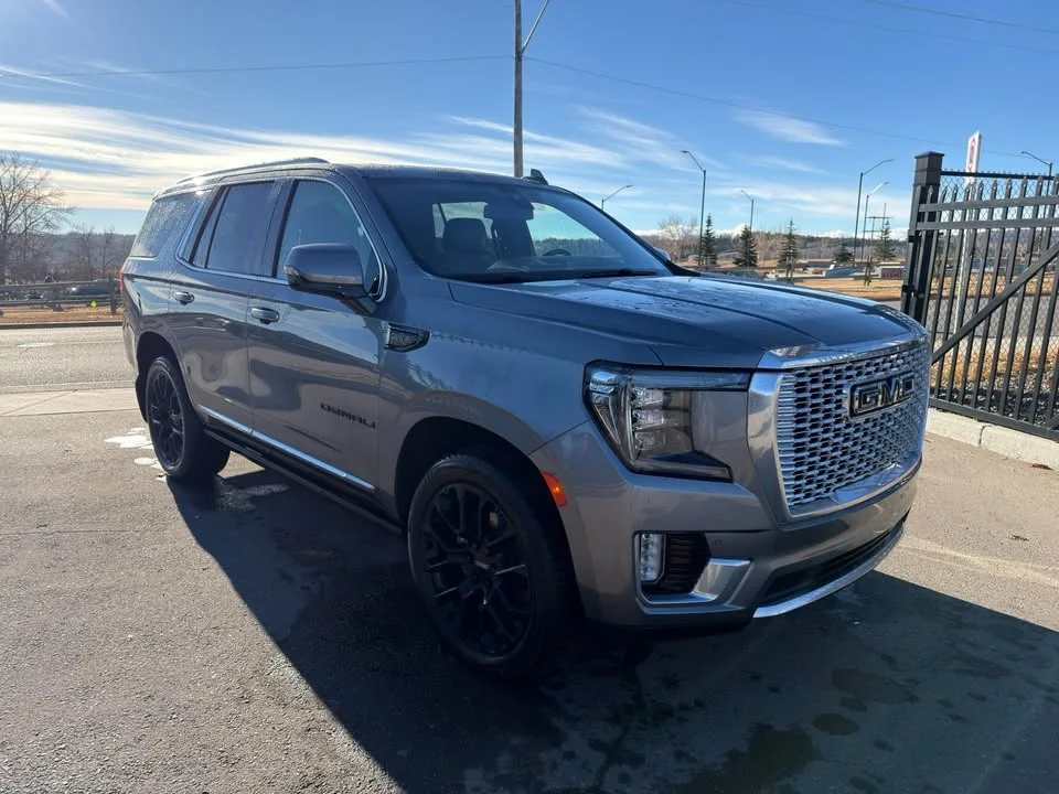 2022 GMC Yukon image indicator(2)