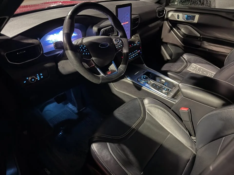 2020 Ford Explorer image indicator(6)