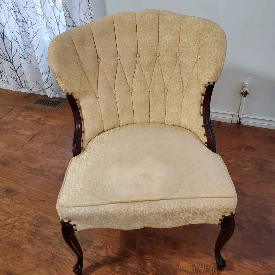 Vintage Upholstered Accent Chairs – Matching Pair - photo 2