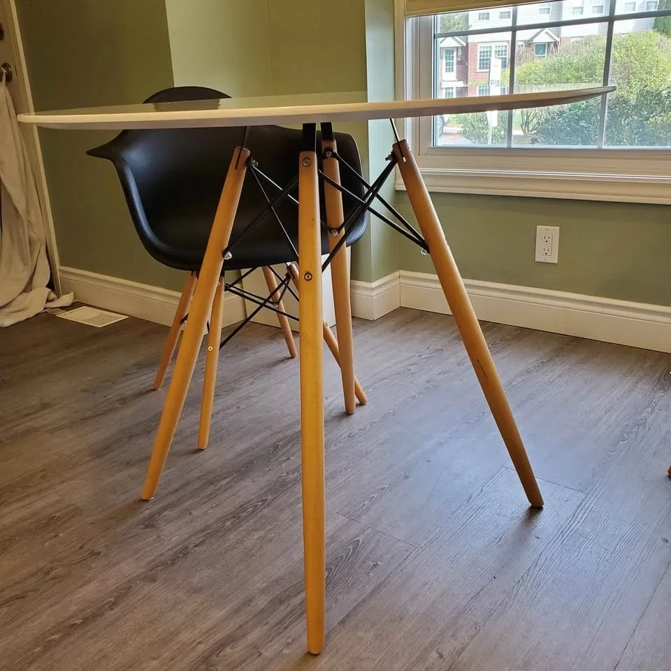 Round Dining Table with 2 Eames-Style Chairs image indicator(4)