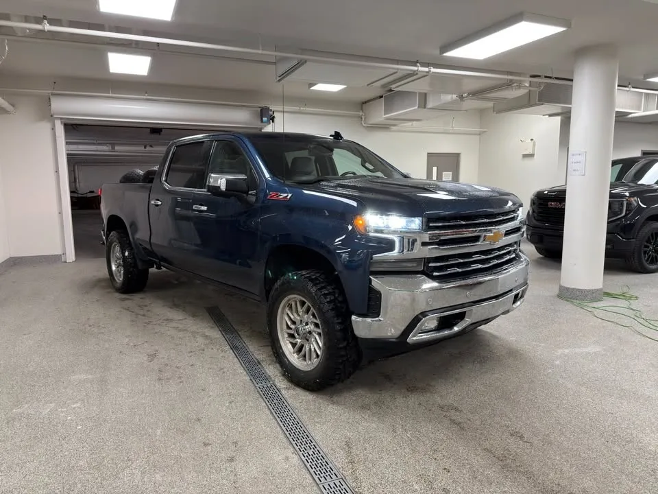 2020 Chevrolet Silverado 1500 image indicator(2)