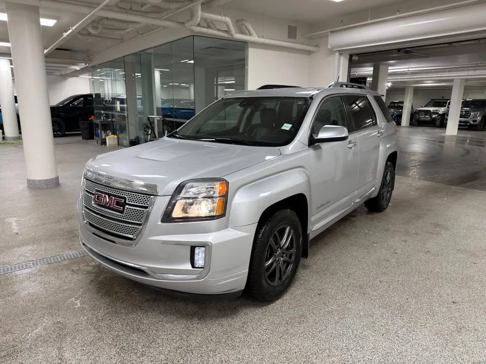 2017 GMC Terrain Denali image indicator(3)