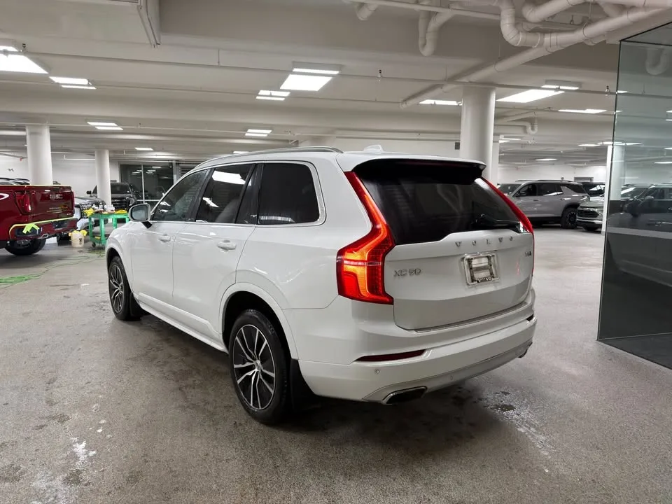 2020 Volvo XC90 image indicator(4)