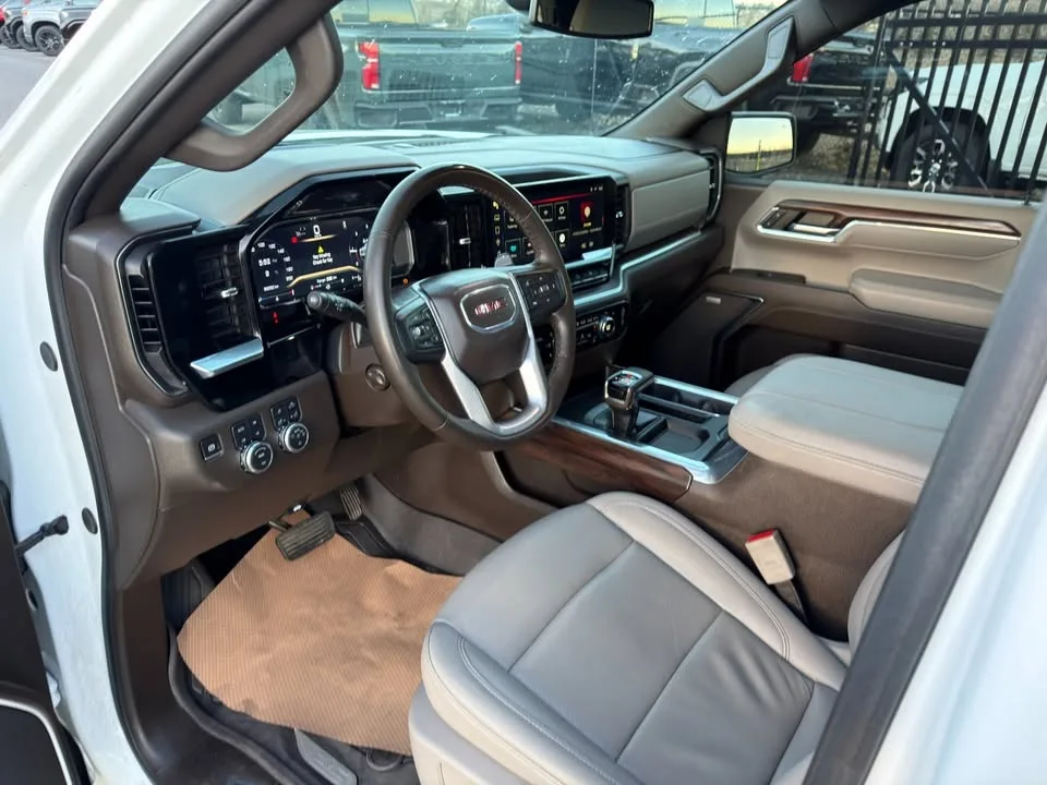 2024 GMC sierra 1500 image indicator(6)