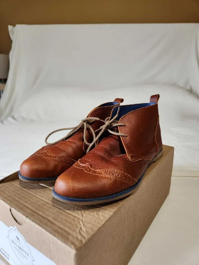 Women's brown leather boots