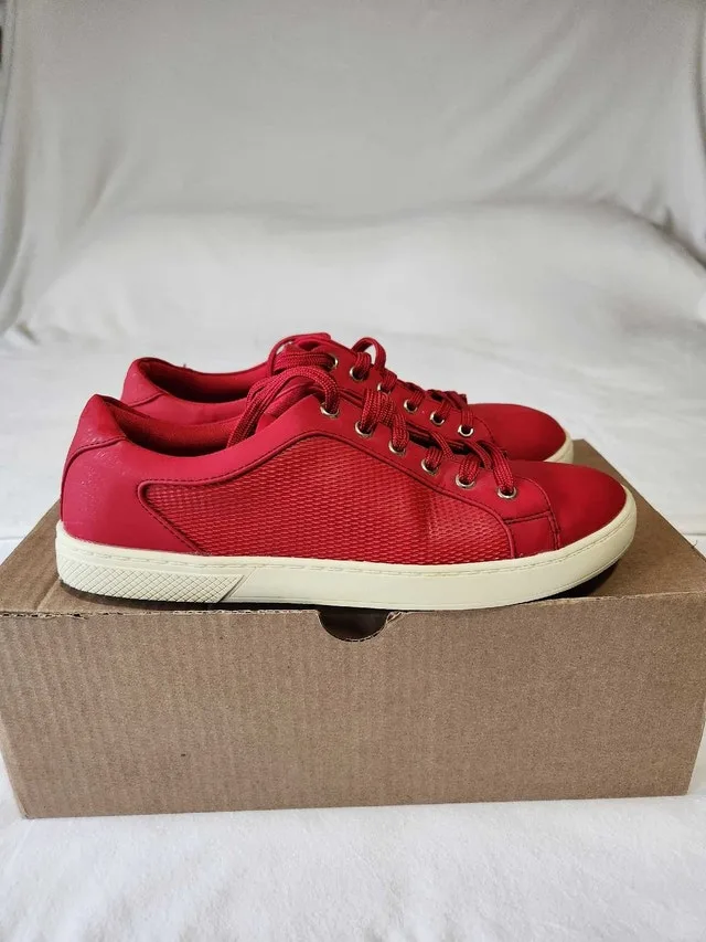 Red women's sneakers image indicator(2)