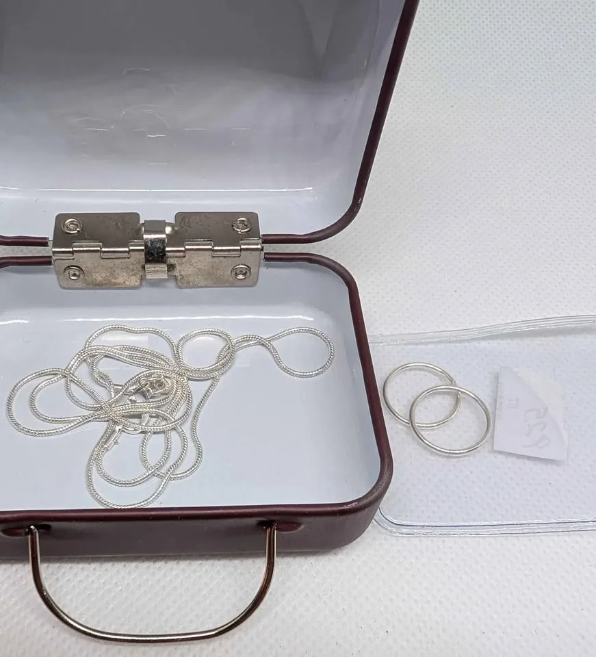 925 Silver chain and hoop earrings image indicator(2)