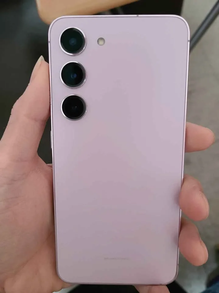 Lavender Samsung S23  “Lavender Vision S23 image indicator(3)